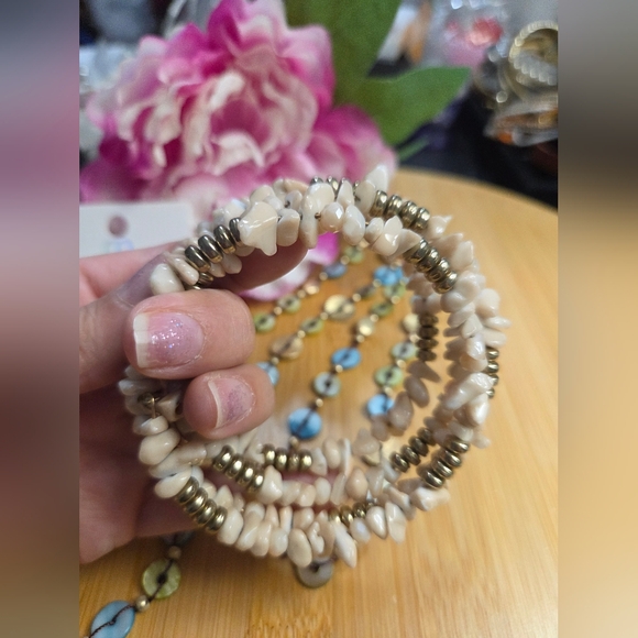 Multicolor Shell Jewelry Set - Picture 5 of 5